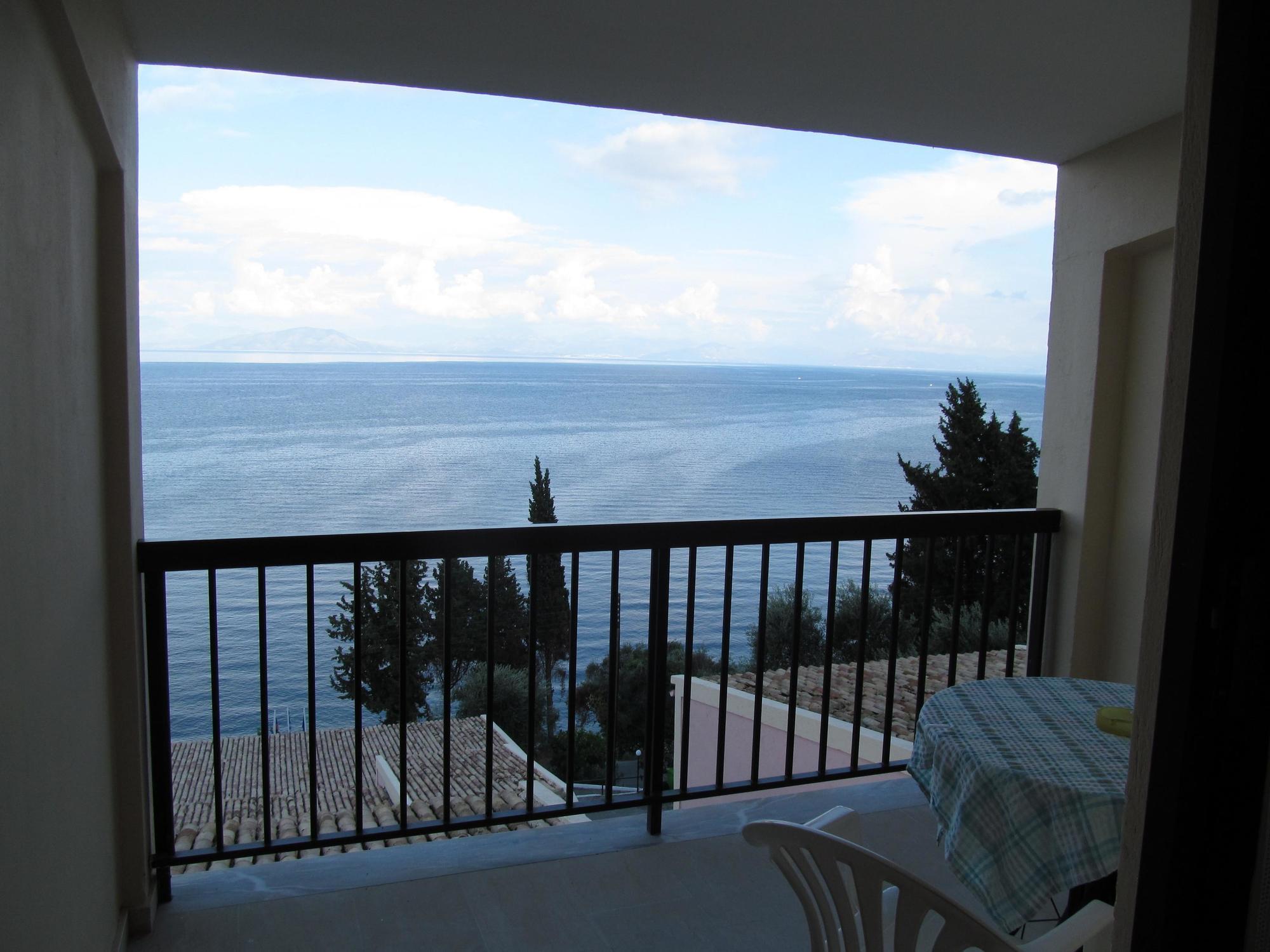 Karina Hotel Μπενίτσες Εξωτερικό φωτογραφία