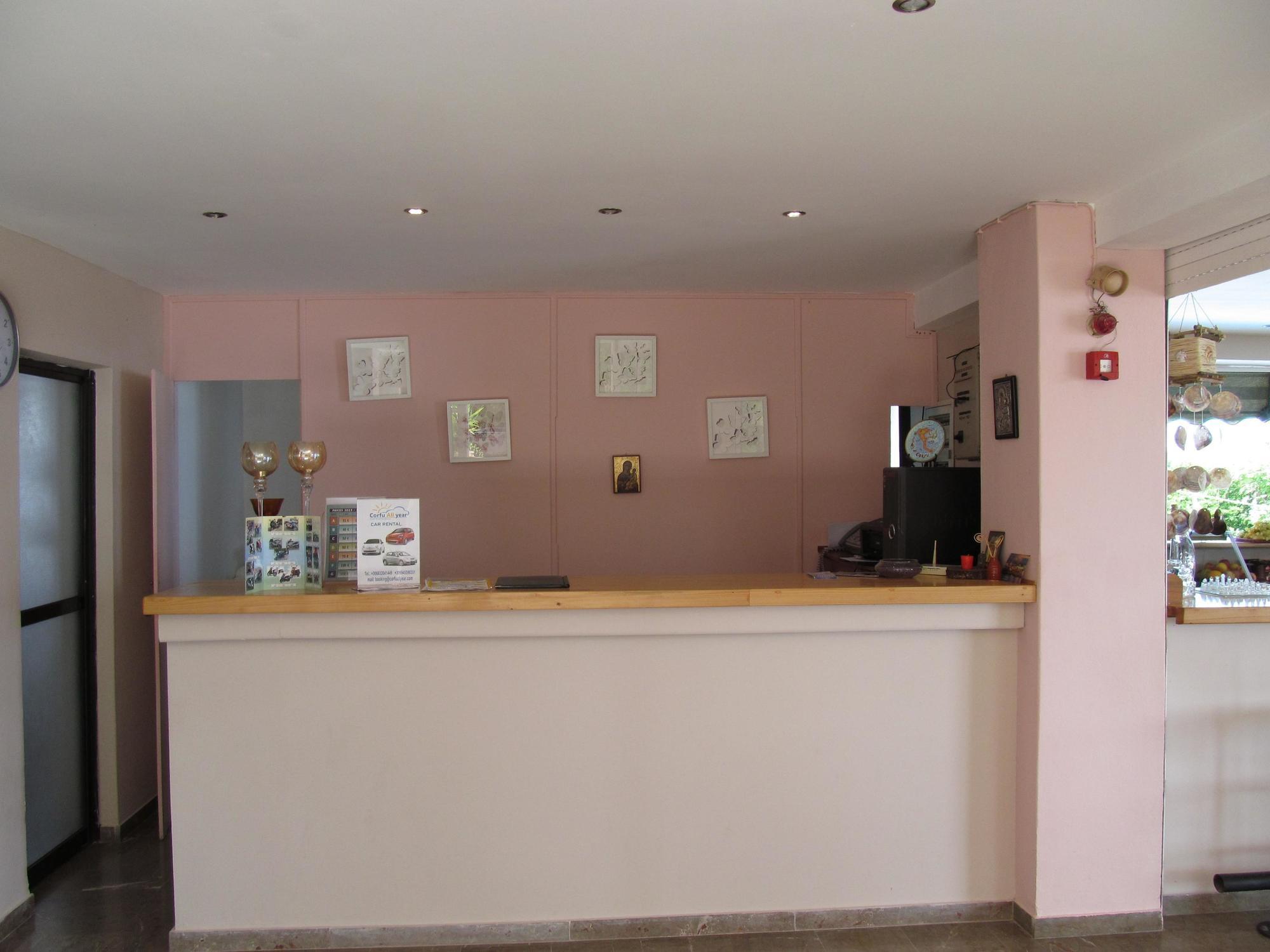 Karina Hotel Μπενίτσες Εξωτερικό φωτογραφία
