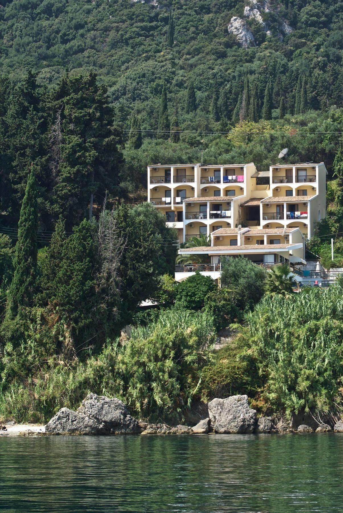 Karina Hotel Μπενίτσες Εξωτερικό φωτογραφία