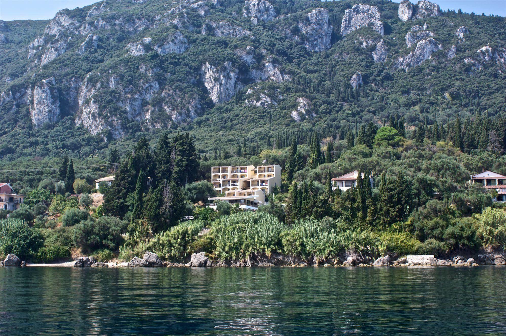 Karina Hotel Μπενίτσες Εξωτερικό φωτογραφία